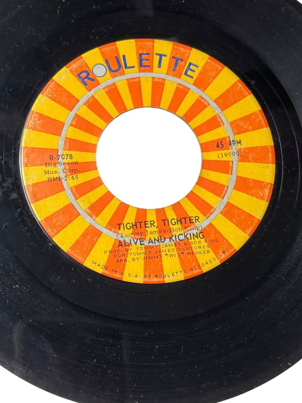 Alive & Kicking 45 RPM Vinyl Record Tighter Tighter / Sunday Morning Roulette - Picture 2 of 4